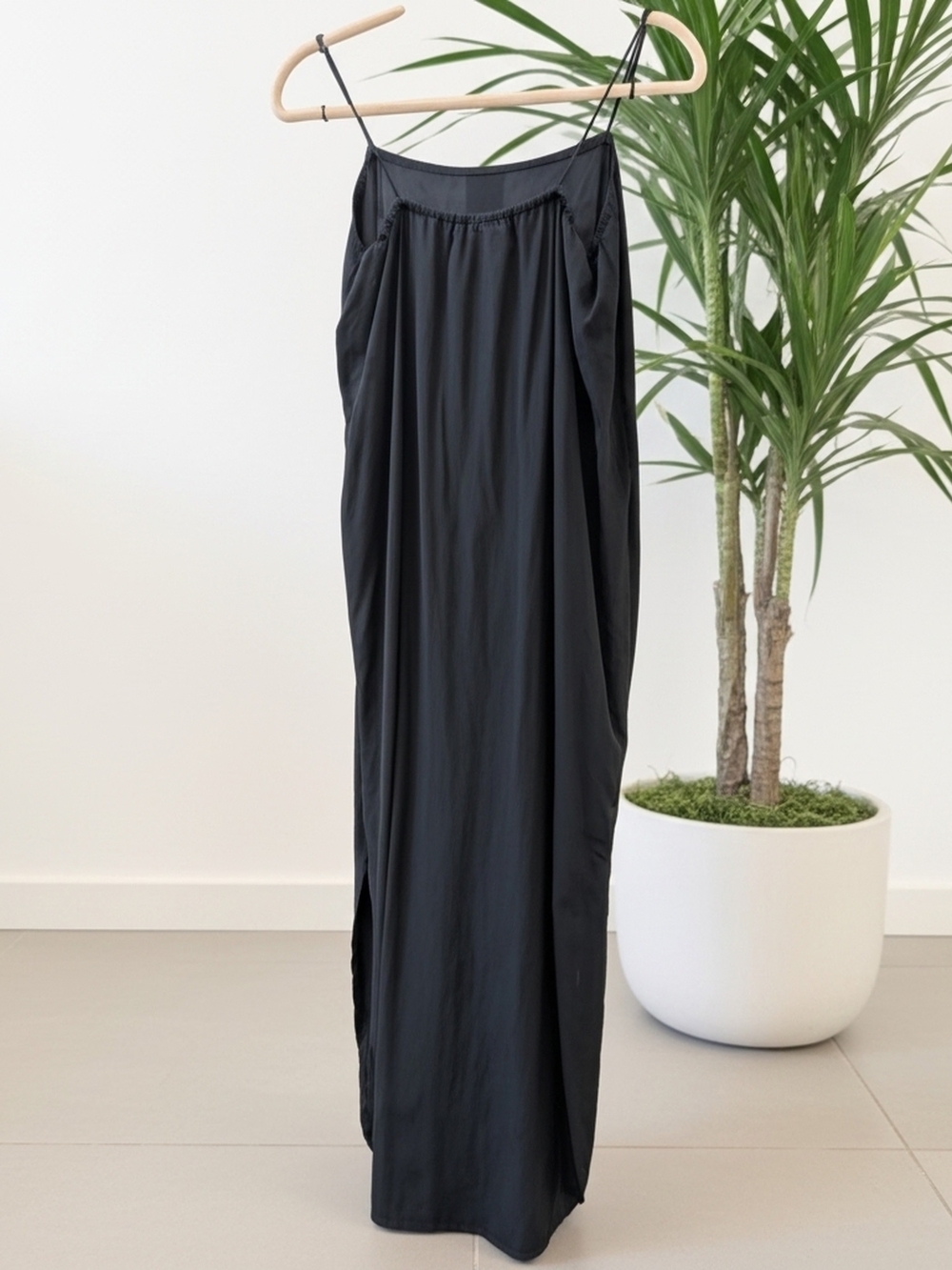acacia swimwear Silky Black Cupro Maxi Slipdress L - Picture 2 of 8